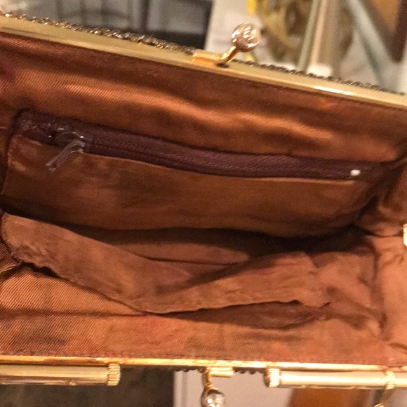 Shine bright w/ vintage gold beaded and black stitched evening purse/clutch - Picture 5 of 7